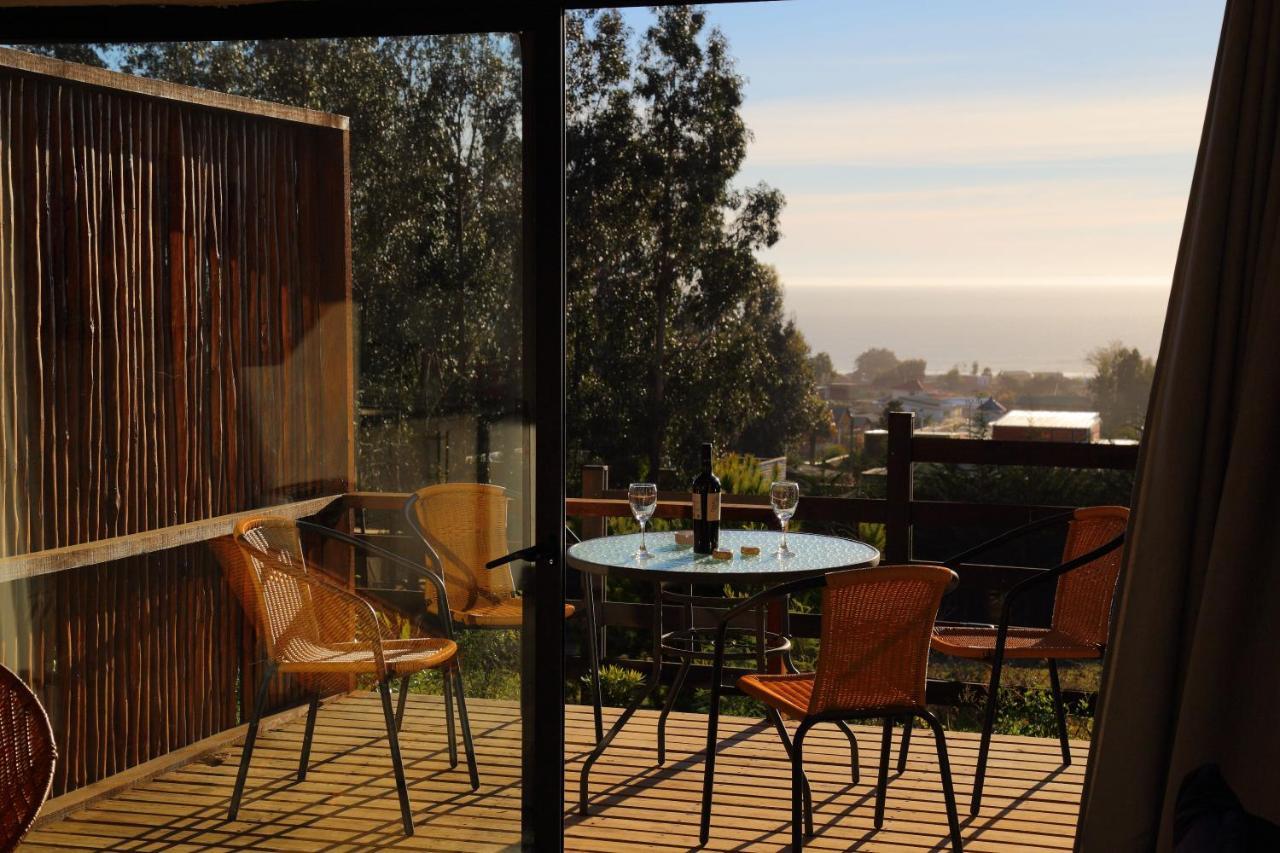 Cabanas Y Spa Costa Patagonia - Piscina Climatizada Пичилему Экстерьер фото
