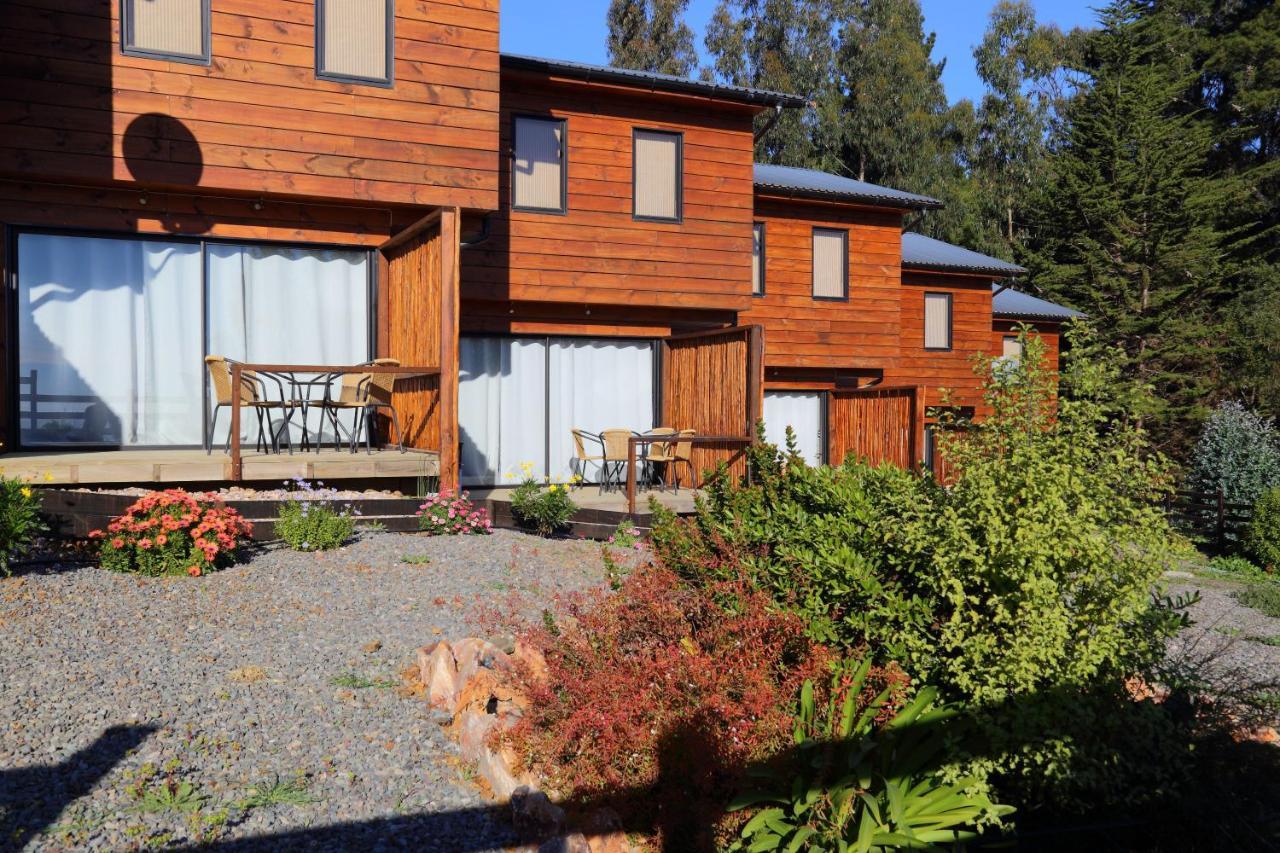 Cabanas Y Spa Costa Patagonia - Piscina Climatizada Пичилему Экстерьер фото